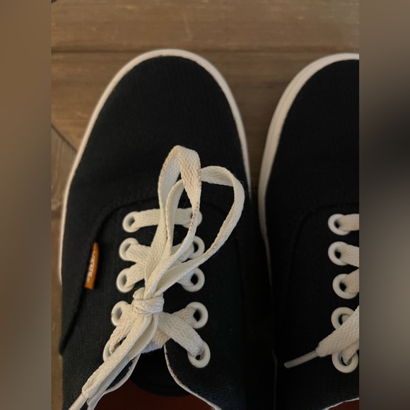 Vans Off The Wall Sneakers - Picture 5 of 8